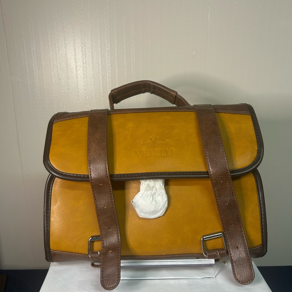 Vetelli Mens Leather Toiletry Bag with Vintage Design